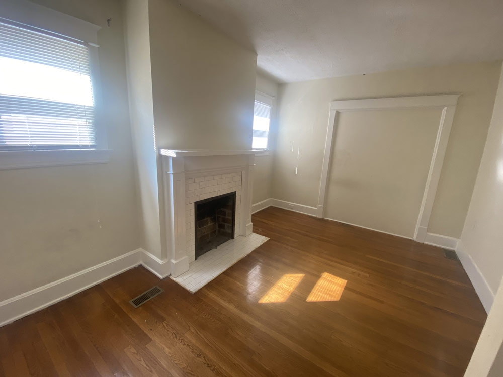 510 Euclid Ave, fireplace